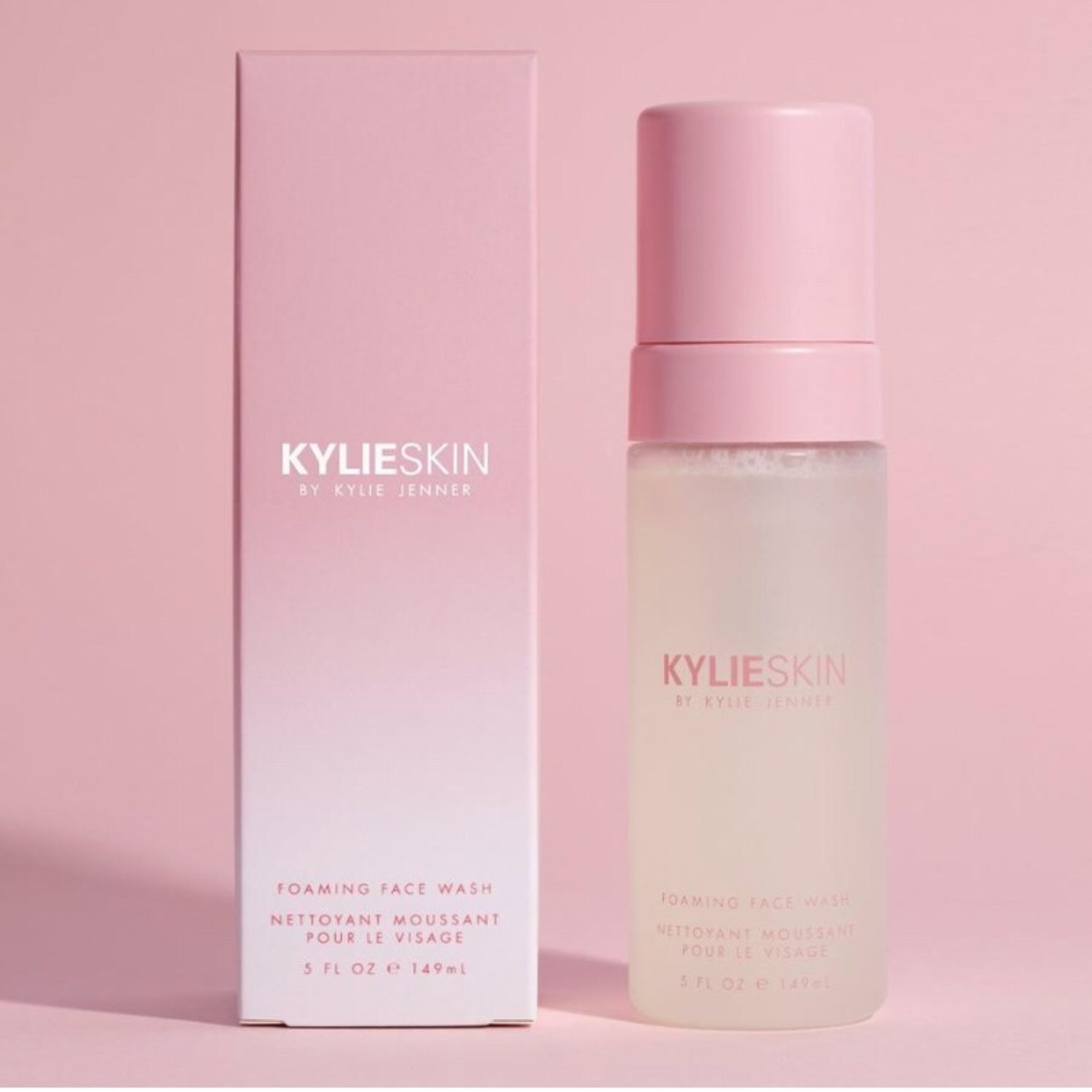 KylieSkin Foaming Face Wash